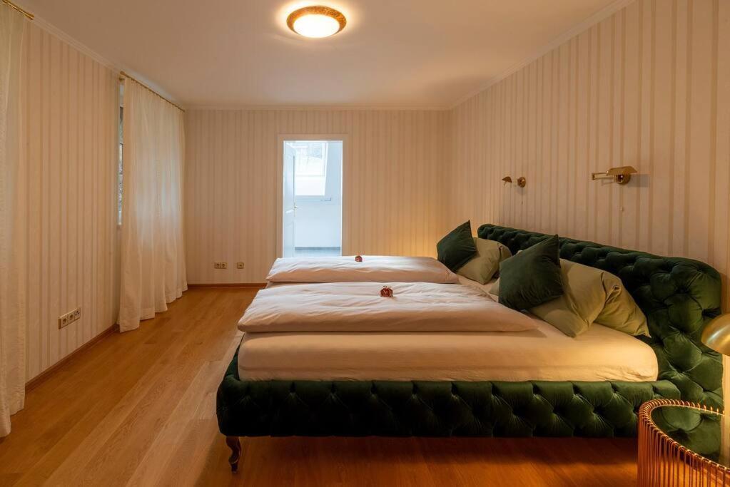 Luxus Alpenparadies Nahe Salzburg Sauna & Whirlpool Adnet Esterno foto