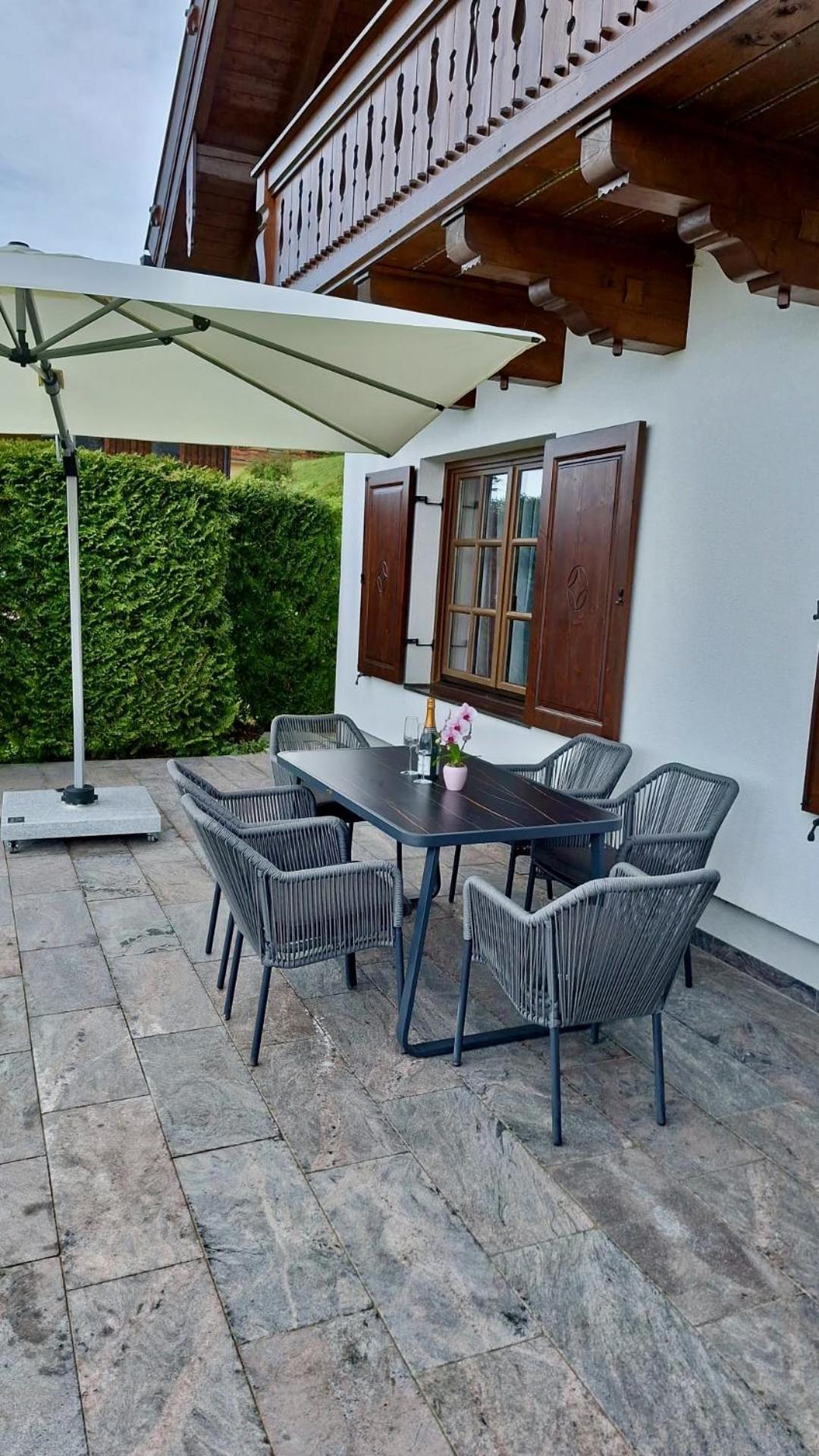 Luxus Alpenparadies Nahe Salzburg Sauna & Whirlpool Adnet Esterno foto